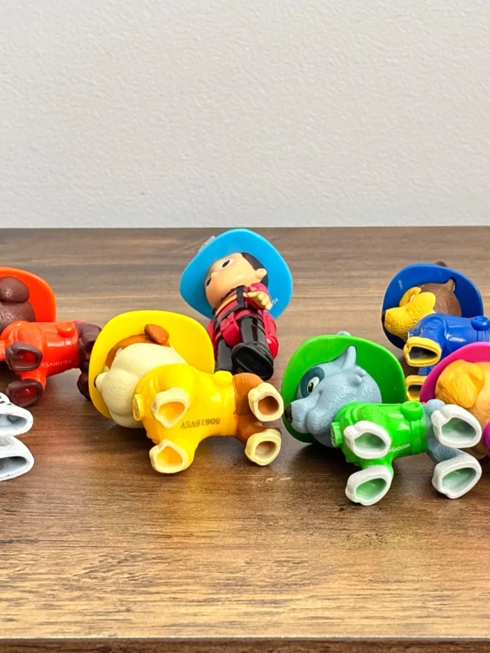 Paw Patrol Fire Rescue Team Pack Figures Fire Fighters COMPLETE Set of 7 Ryder